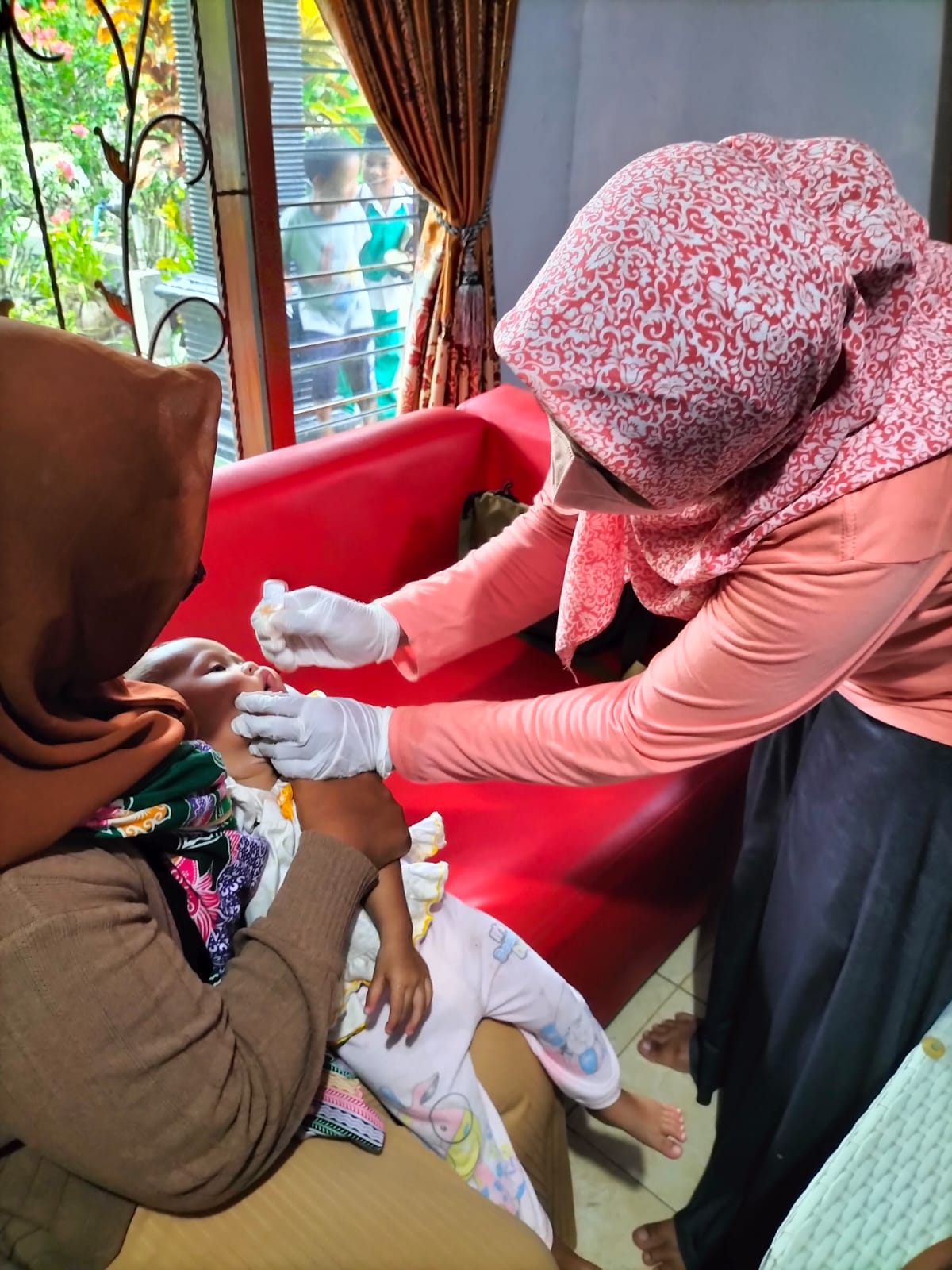 Sukses-Pekan-Imunisasi-Nasional--PIN--di-Desa-Sambimulyo