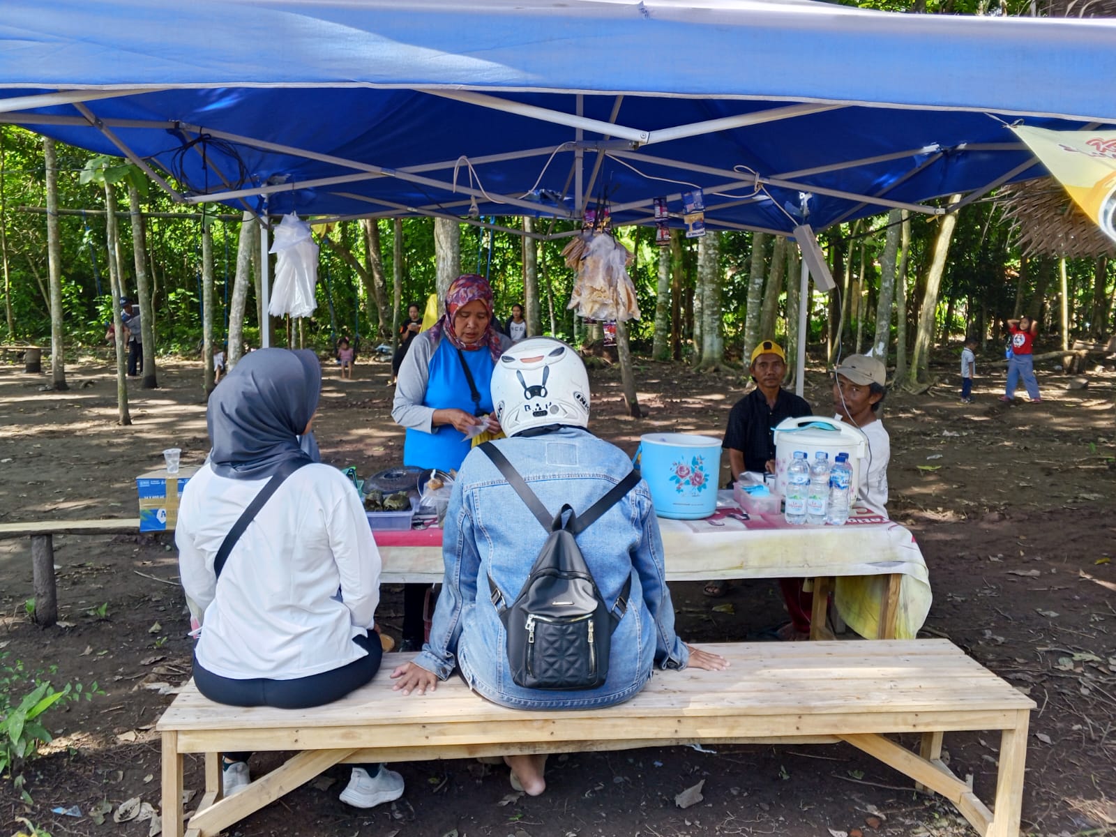 Kedai-Sajian-Ibu-Buka-Senin-Sampai-Sabtu-Dan-Minggu-Di-Pasar-Jati-Lincip