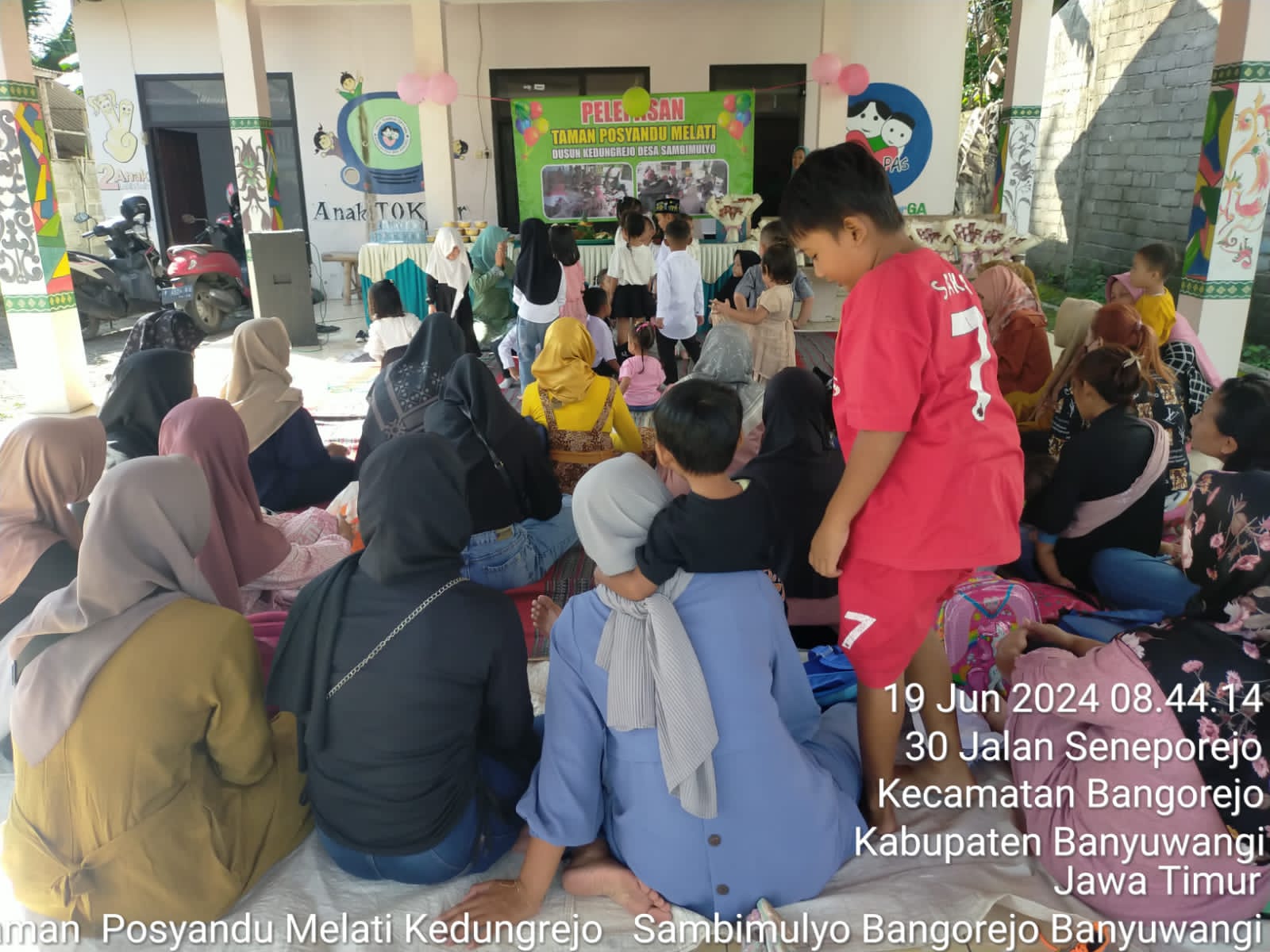 Pelepasan-Taman-Posyandu-Melati-Desa-Sambimulyo:-Momentum-Kebahagiaan-Anak-anak