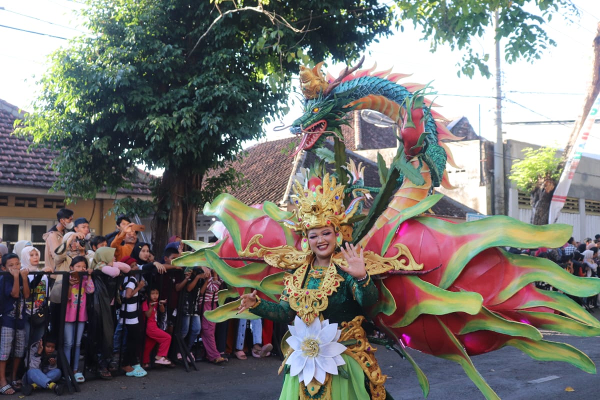Sambimulyo-Tampil-Memukau-di-Puncak-BEC-Penonton-Berebut-Foto-Bersama