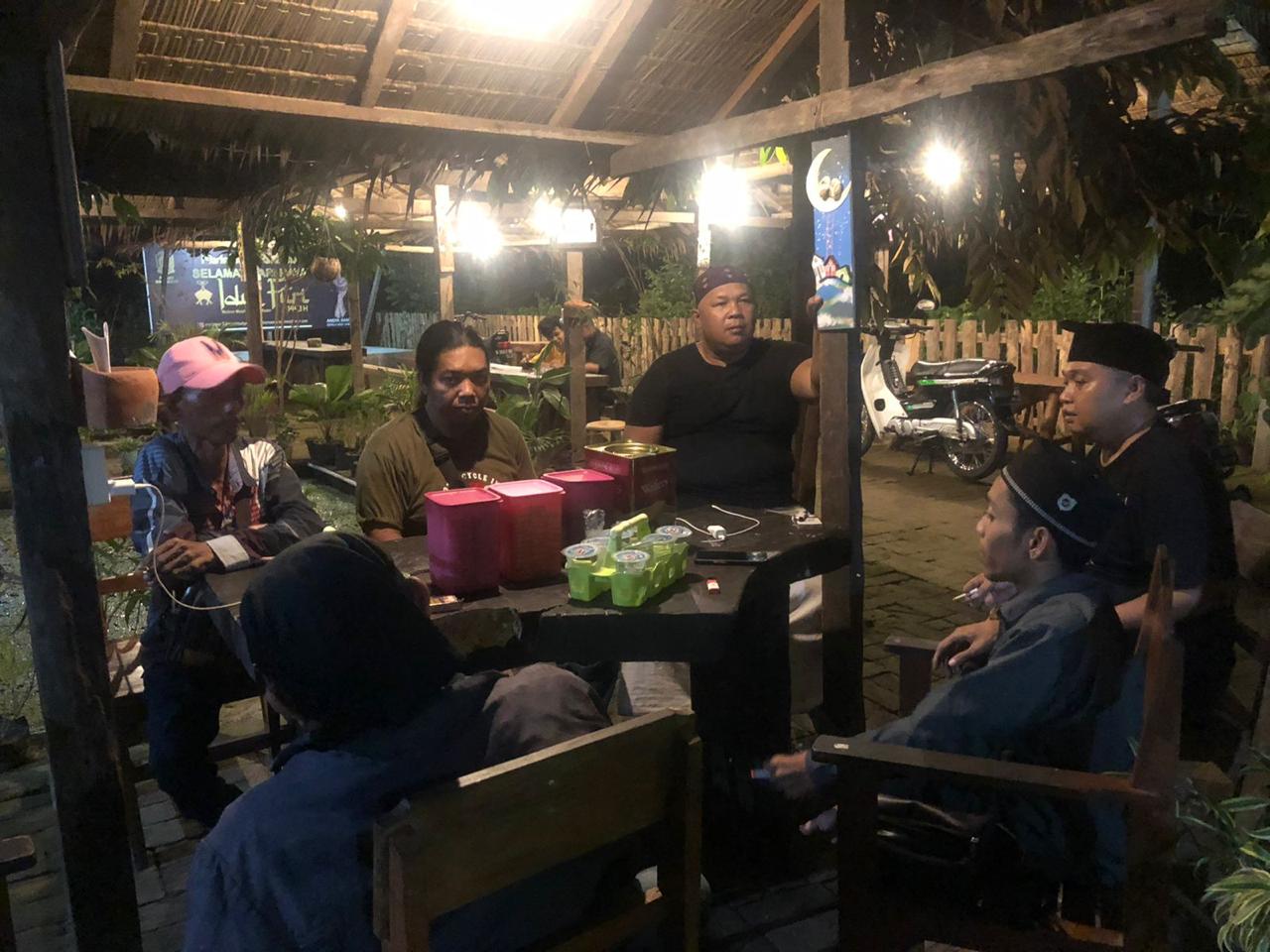 Sahabat-Difabel-Bersilaturahmi-Ke-Kades-Sambimulyo