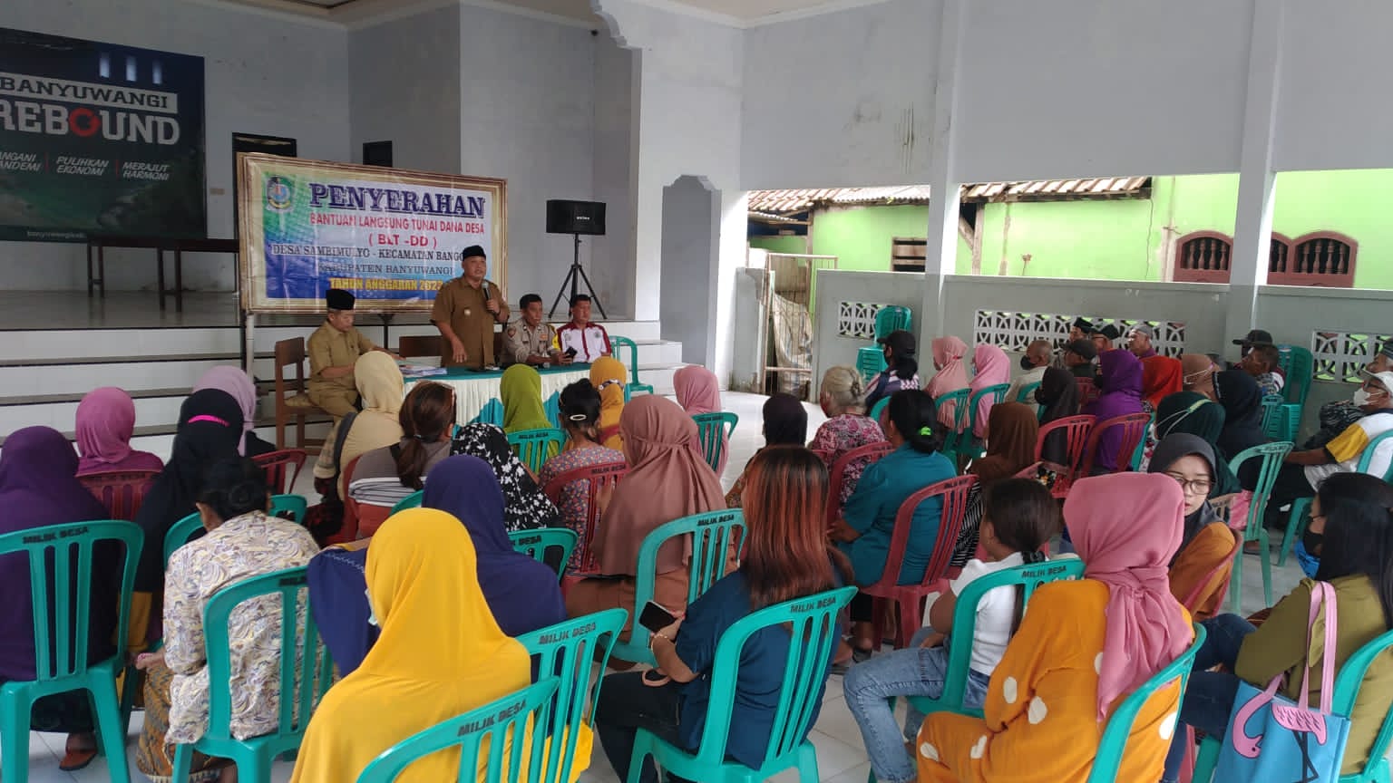 Penyaluran BLT DD Tahap II Desa Sanbimulyo Tahun 2023
