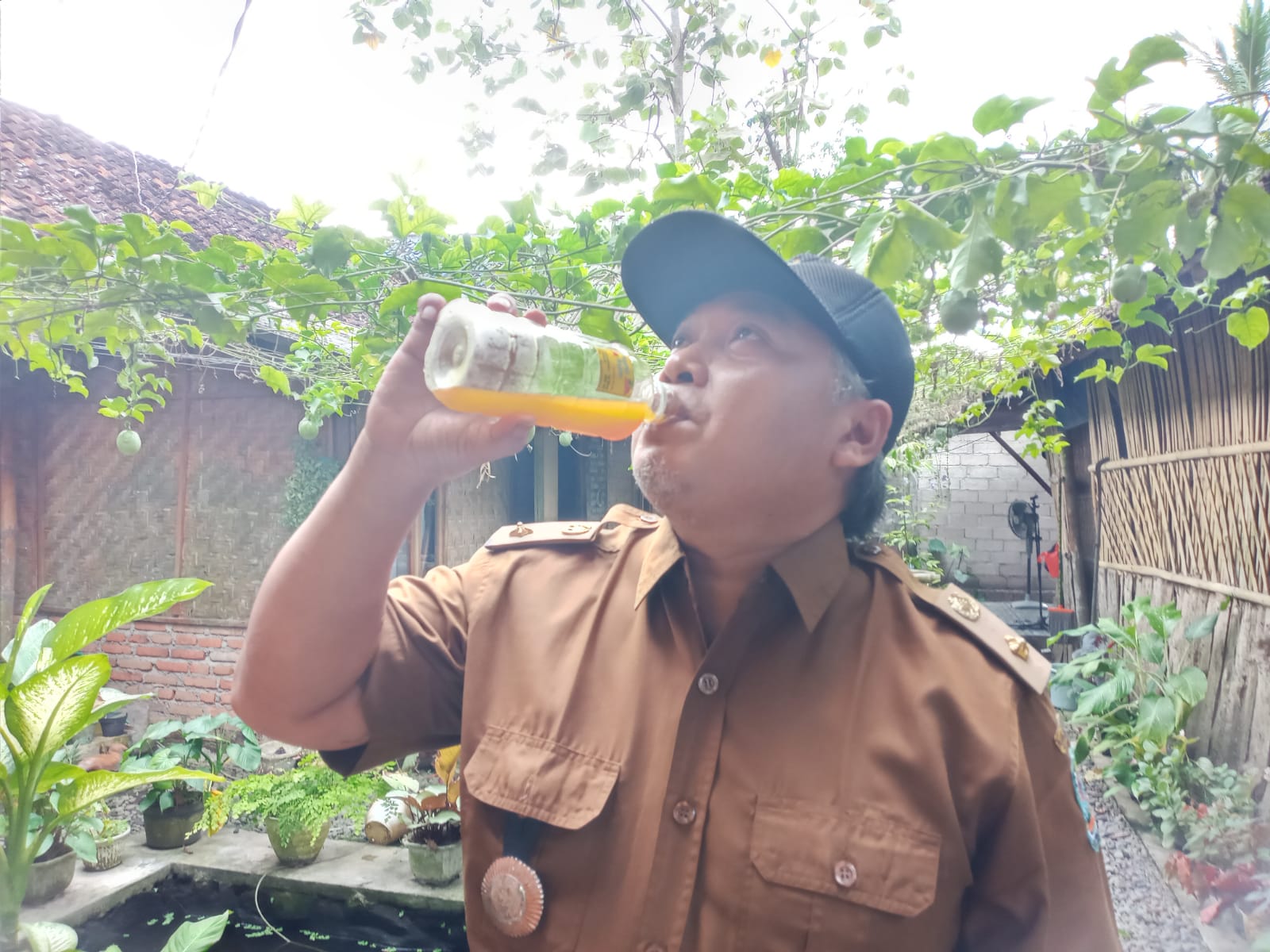 Jamu-Tradisional-“Kunir-Asam-Hisom-Buah”-Buatan-Warga-Sambimulyo-Minumal-Herbal-Favorit