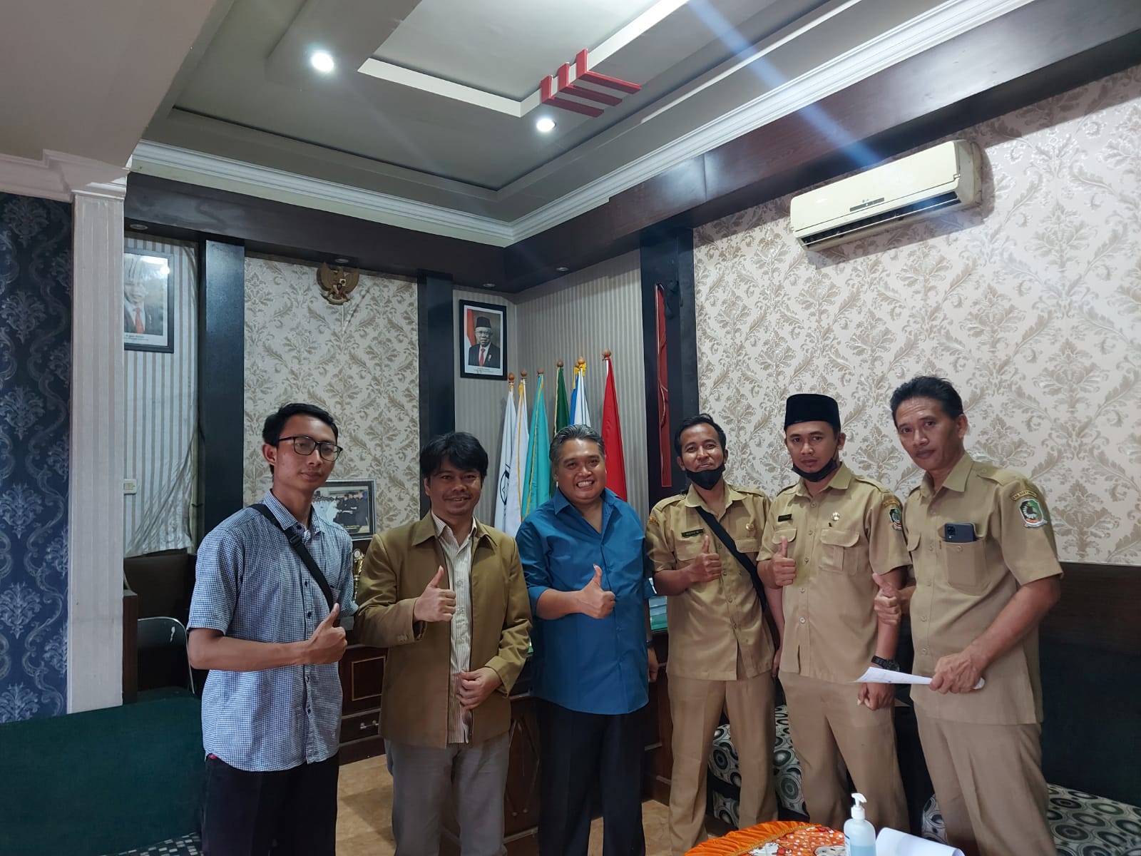 Pemdes Sambimulyo Kerja sama dengan Desy International Education Beri Beasiswa dan Peluang Kerja Untuk Muda - Mudi Sambimulyo