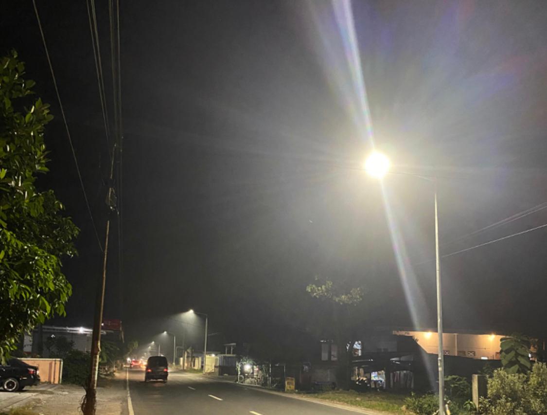 LPJU-Jalan-Raya-Sambimulyo-Telah-Menyala,-Warga-dan-Pengendara-Merasakan-Manfaatnya