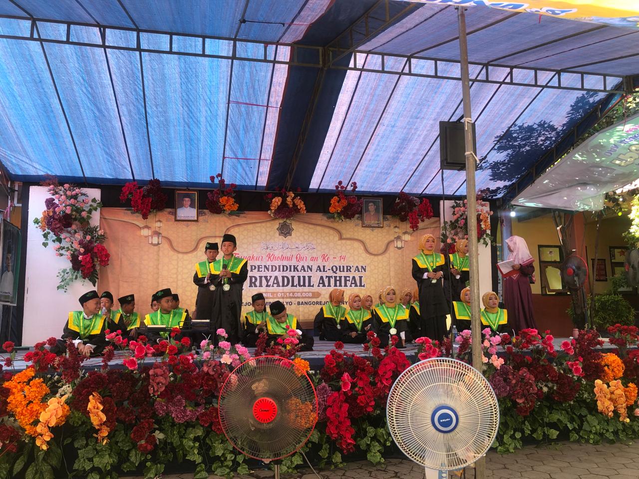 Tasyakur-Khotmil-Quran-ke-14,-23-Santri-TPQ-Riyadlul-Athfal-Sambimulyo-Diwisuda