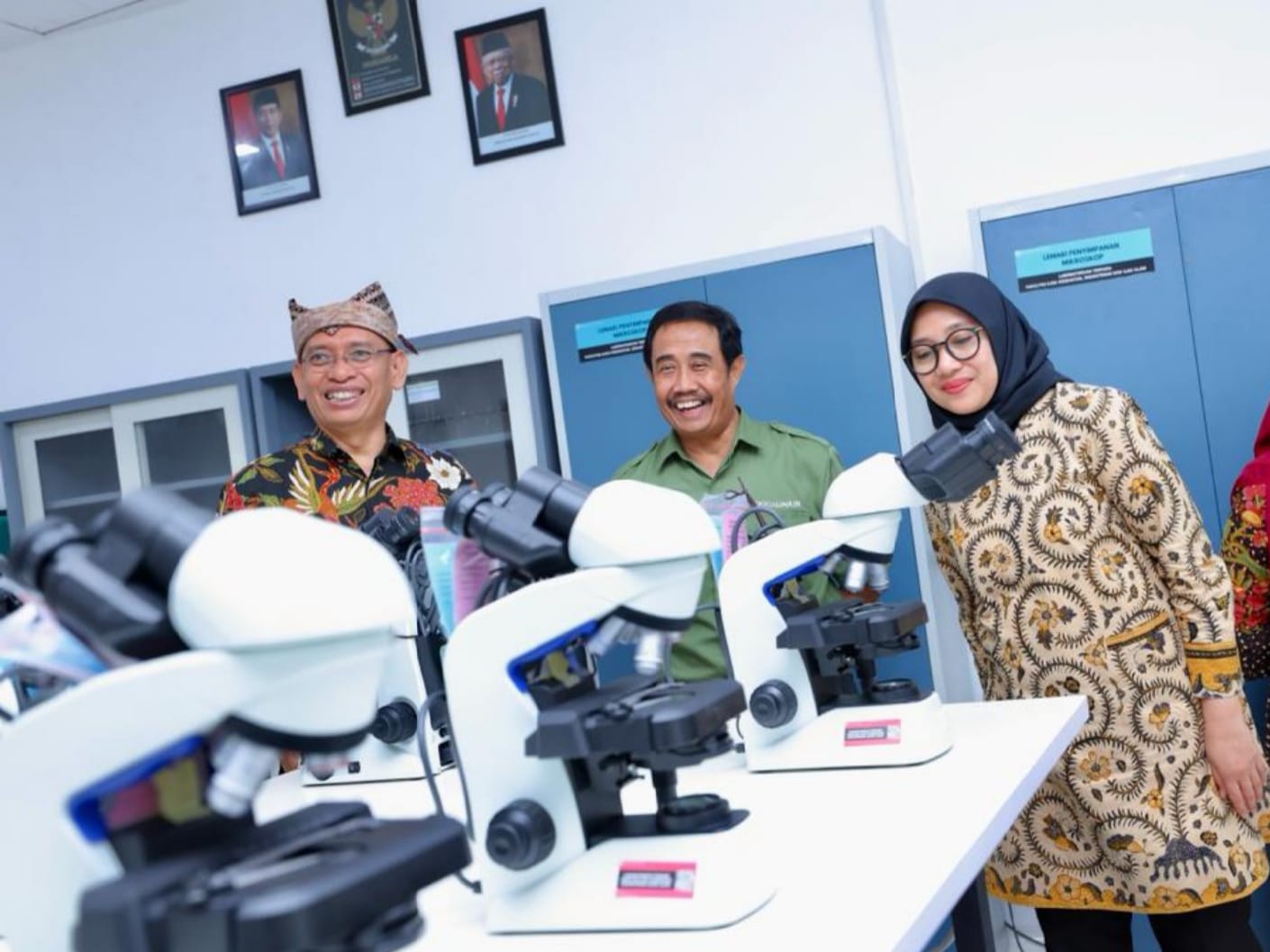 Operasi-Tanpa-Sayatan-dengan-Alat-Canggih.-RSUD-Genteng-Siap-Bantu-Pasien-Batu-Saluran-Kencing