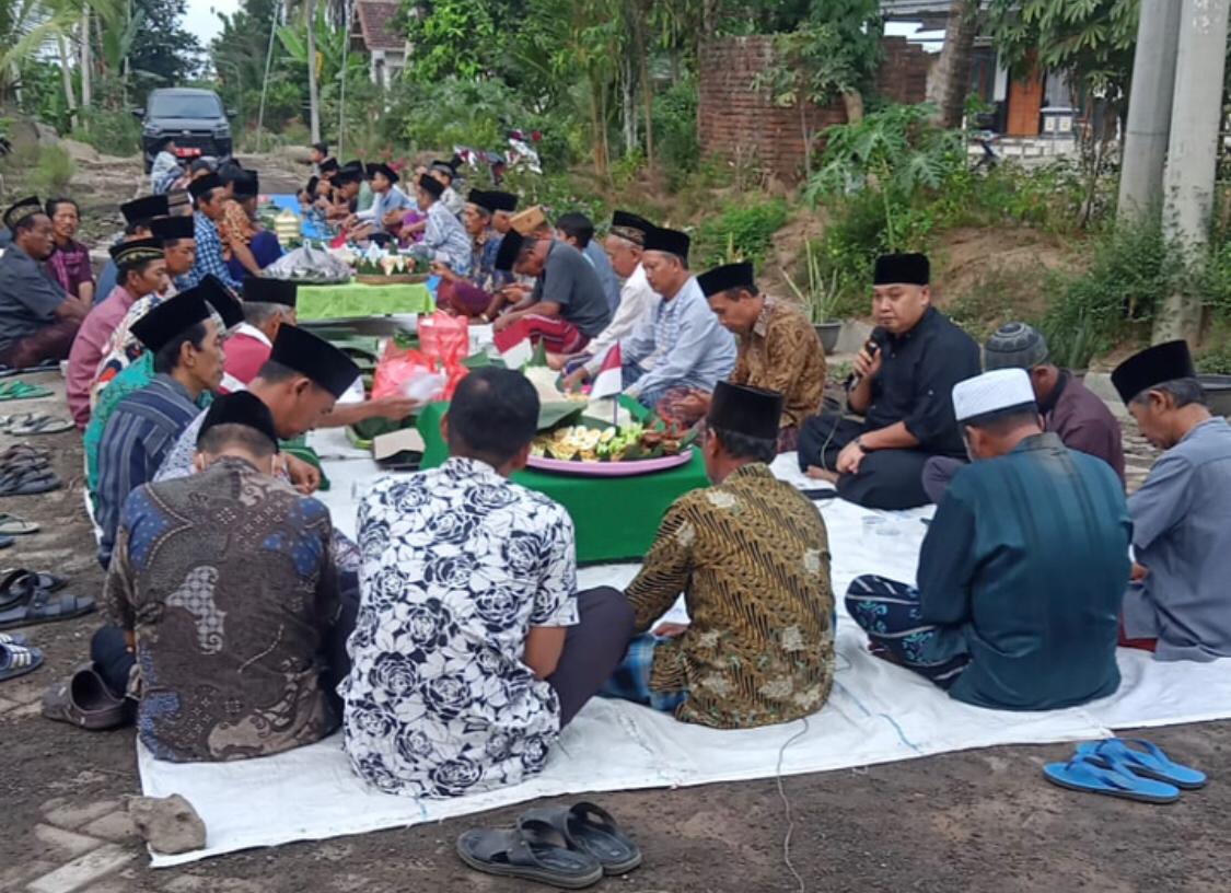 Warga-Lincip-Dan-Moyang-Gelar-Tasyakuran-