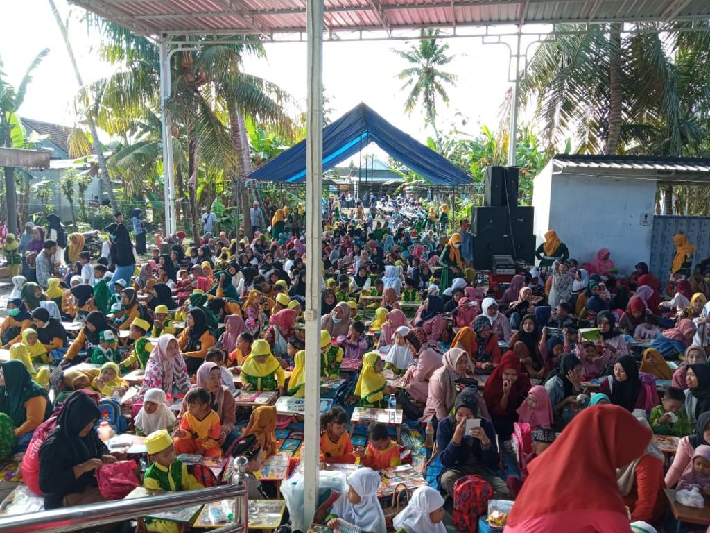 MI-Al-Falah-Sambimulyo-Dan-16-TK-Maarif-se-Kecamatan-Bangorejo-Peringati-10-Muharram-Tahun-1444-H