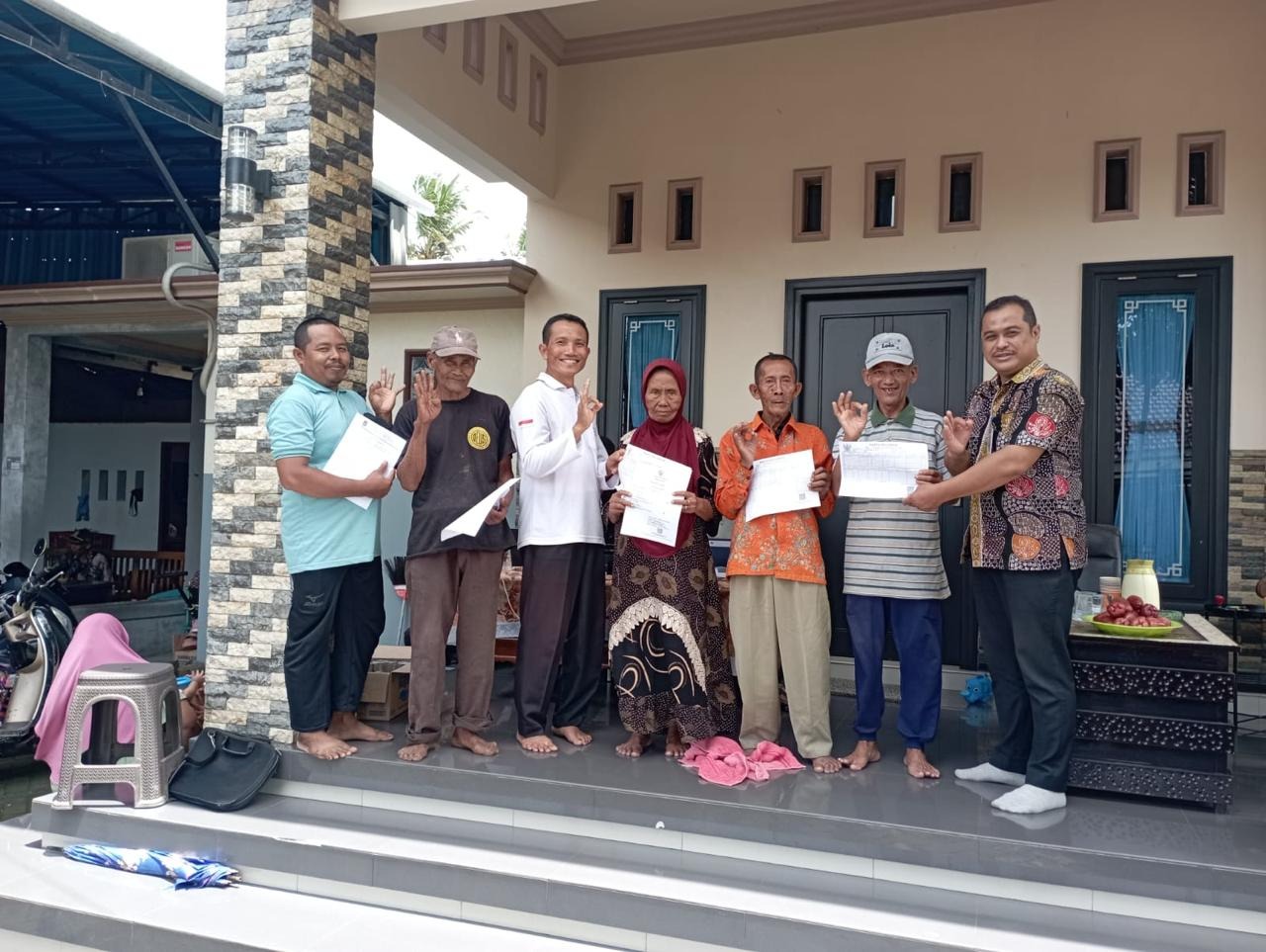 Tingkatkan Layanan Adminduk, Kecamatan Bangorejo Gencarkan Inovasi ”Jempol Pelanduk Mas”