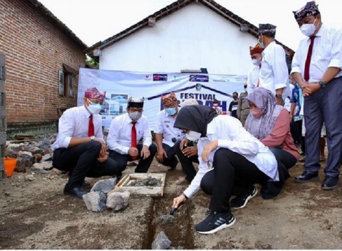 Progres Bedah Rumah Sambimulyo Mbah Katipah 100%, Pak Kateno 100%, Pak Wakidi 75%, Mat Levis 50%