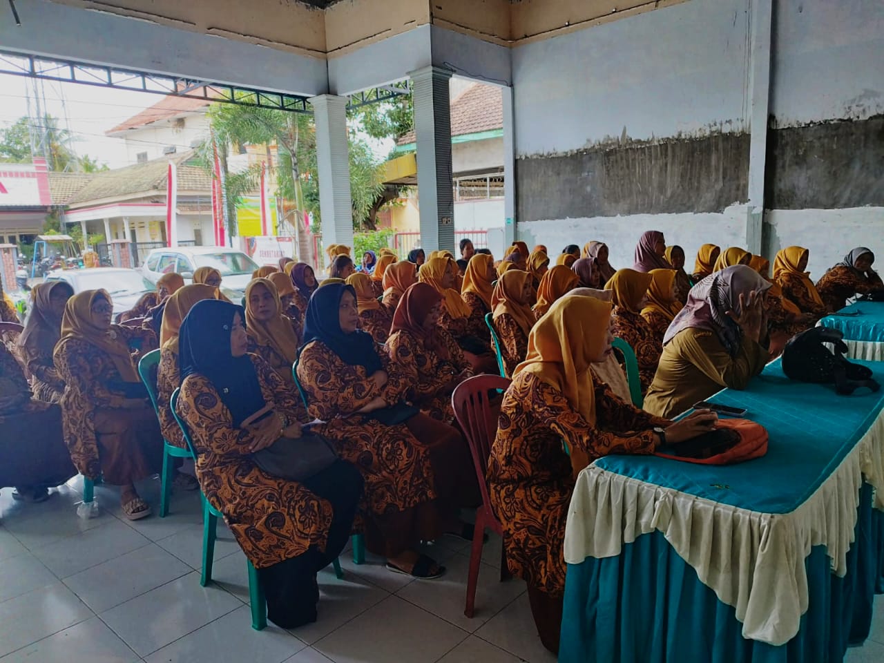 Kepala-Desa-Sambimulyo-Berikan-Pembinaan-kepada-Kader-Posyandu,-Bahas-Tugas,-Sampah,-Stunting,-dan-Persiapan-HUT-RI-ke-79