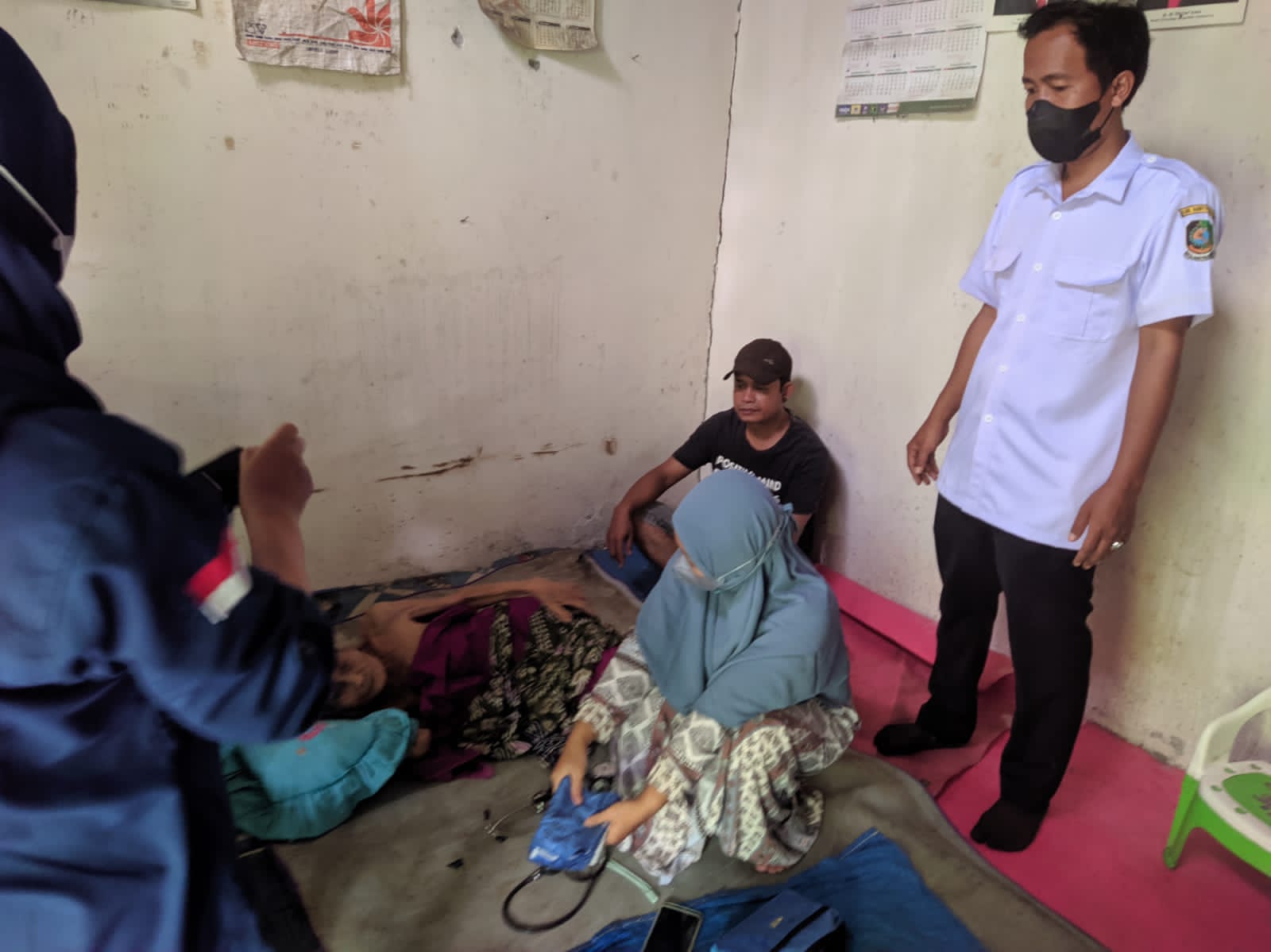 Pemdes Sambimulyo Terus Dampingi Mbah Katipah Di Usia Lanjut Dengan Berbagai Program Dan Tindakan