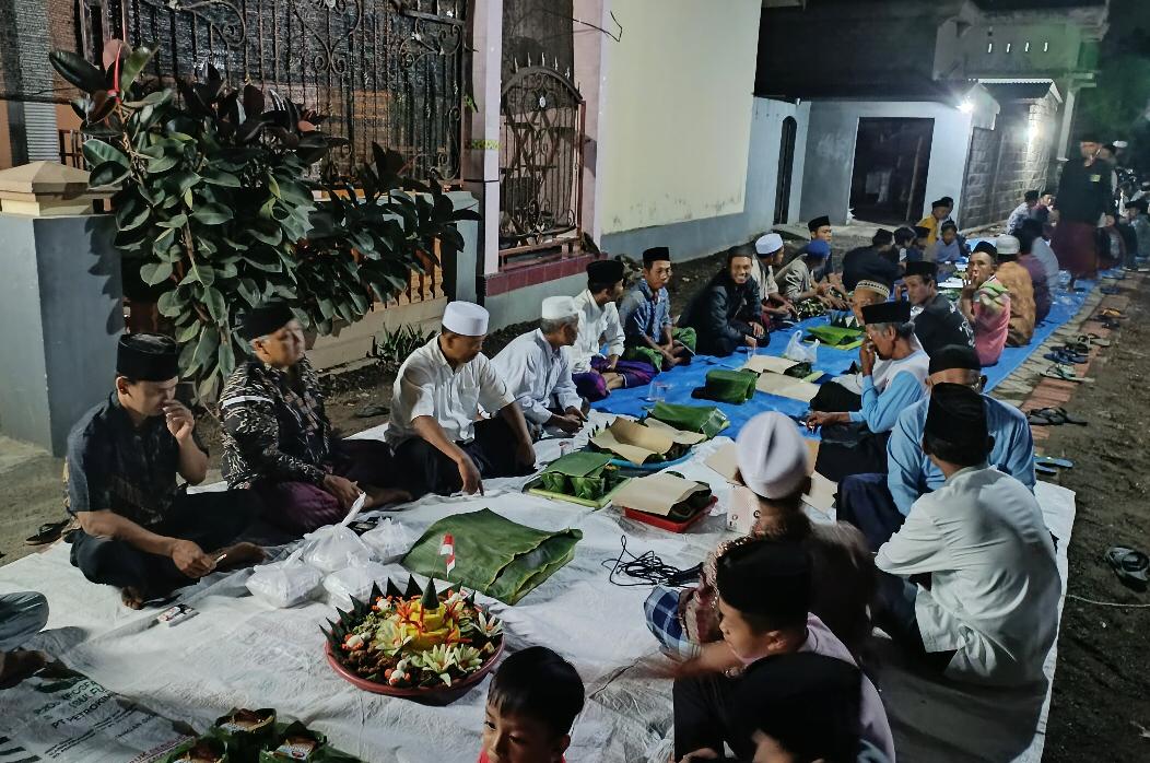 Tasyakuran-Warga-Kedungrejo-Lincip-Rayakan-Selesainya-Pavingisasi-Jalan