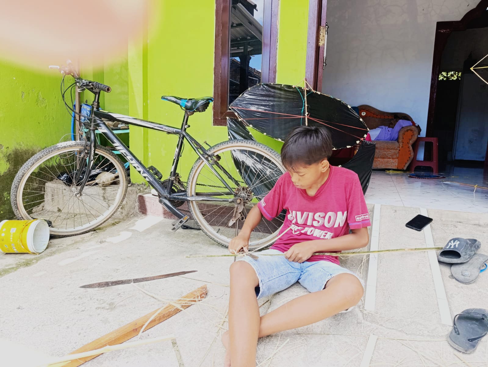 Layang-Layang Wisata Tradisional yang Menghiasi Langit Desa