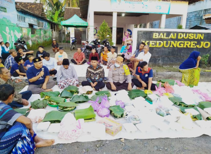 Warga-Dusun-Kedungrejo-Lakukan-Ritual-Baritan