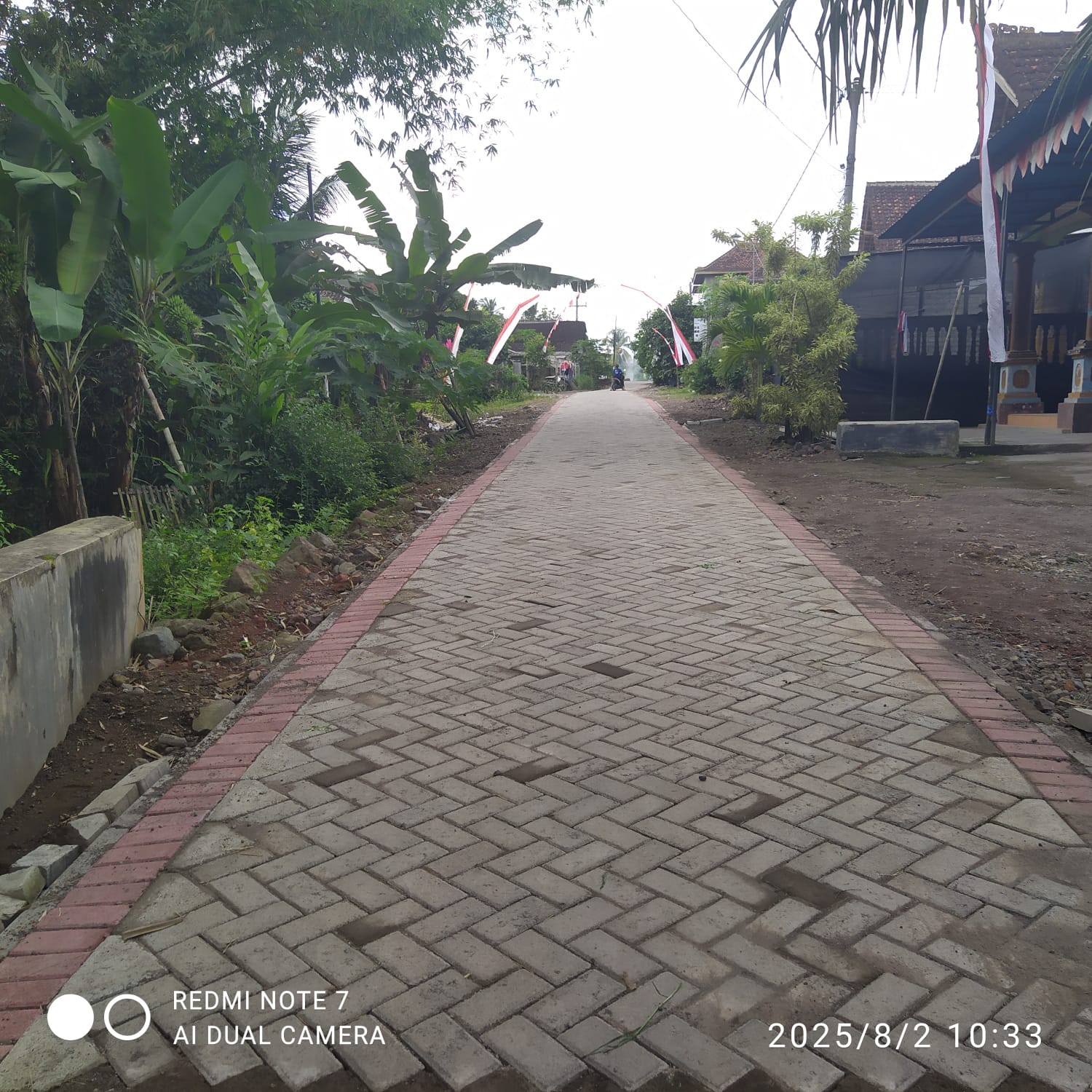 Proyek-Pembangunan-Jalan-Moyang-Kebarat-di-Dusun-Sambirejo-Selesai