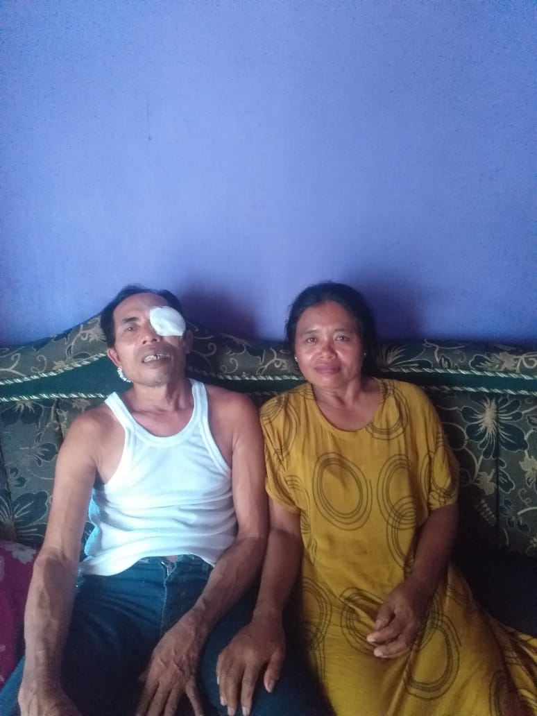 Pemdes Sambimulyo Kawal Warganya Operasi Katarak Gratis Ke Markas PMI Banyuwangi
