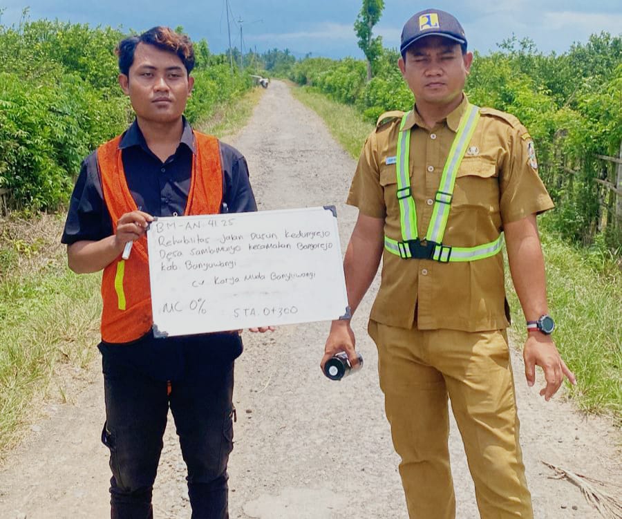 Dinas-PU-Banyuwangi-Laksanakan-MC-0-di-Jalan-Sawah-Ajong-Ke-Barat-Desa-Sambimulyo