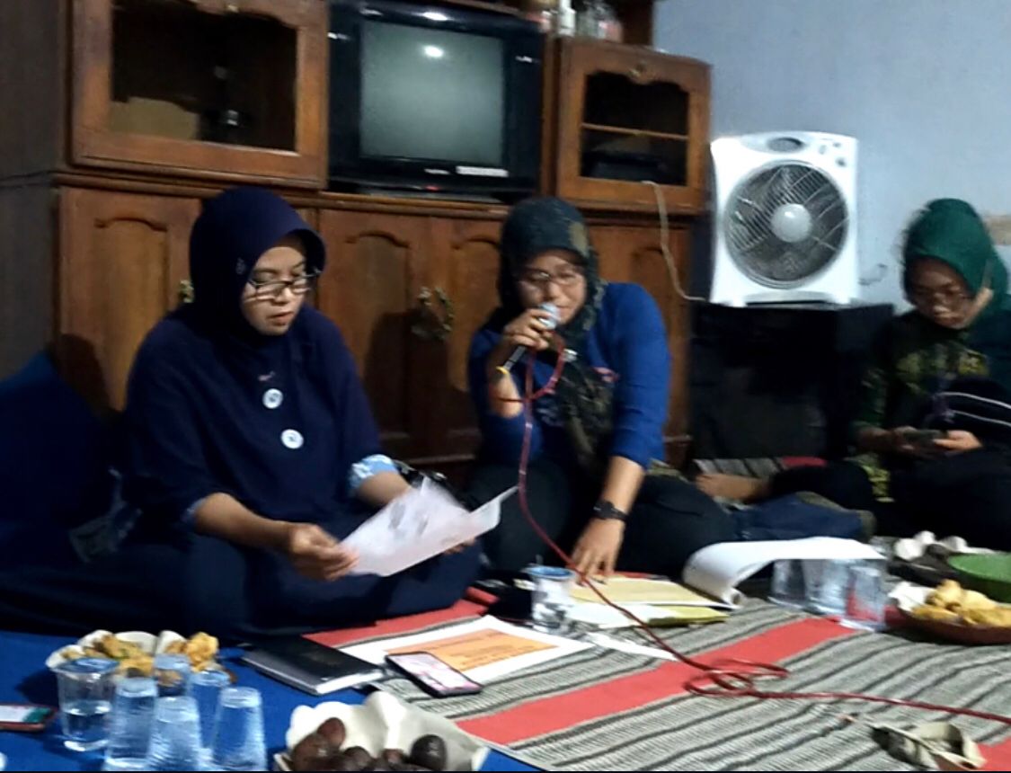 Sosialisasi DBD dan TBC Dari Puskesmas Sambirejo Di Paguyuban Rt Rw Kedungrejo - Sambimulyo