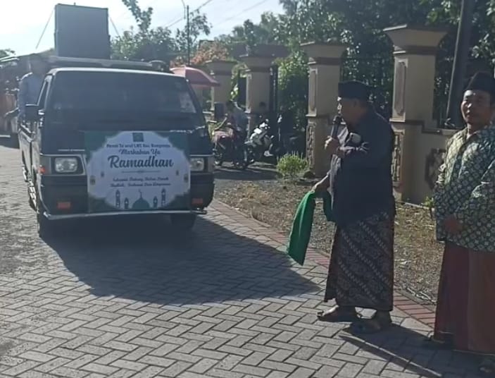 Kepala-Desa-Sambimulyo-Berangkatkan-Pawai-Taaruf-TPQ-Yanbua-seKecamatan-Bangorejo