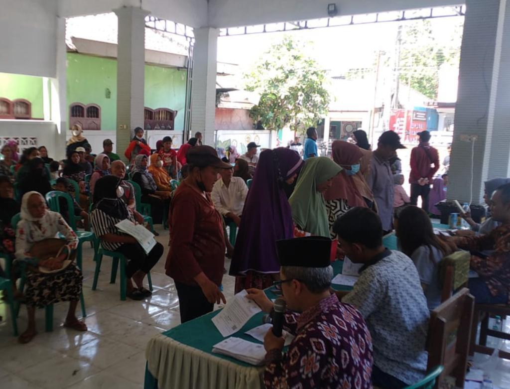 Penyaluran-Bantuan-BPNT-Dan-PKH-Di-Sambimulyo-Berjalan-Lancar